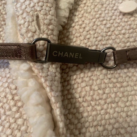 Vintage Chanel wool jacket - Picture 7 of 7